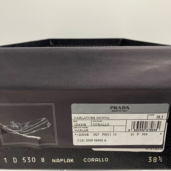Prada Patent Leather Driving Shoes Size 38.5 - Picture 8 of 8